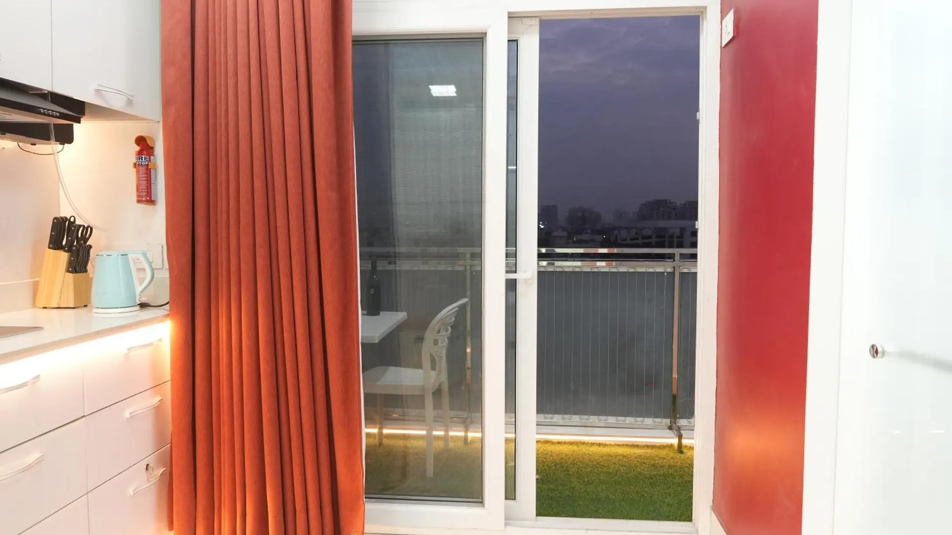 Lemodcasa Pearl House, Smart Luxurious Comfort Gurgaon Lägenhet