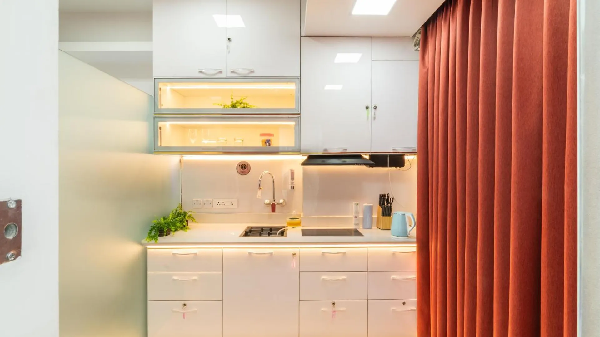 Lemodcasa Pearl House, Smart Luxurious Comfort Gurgaon