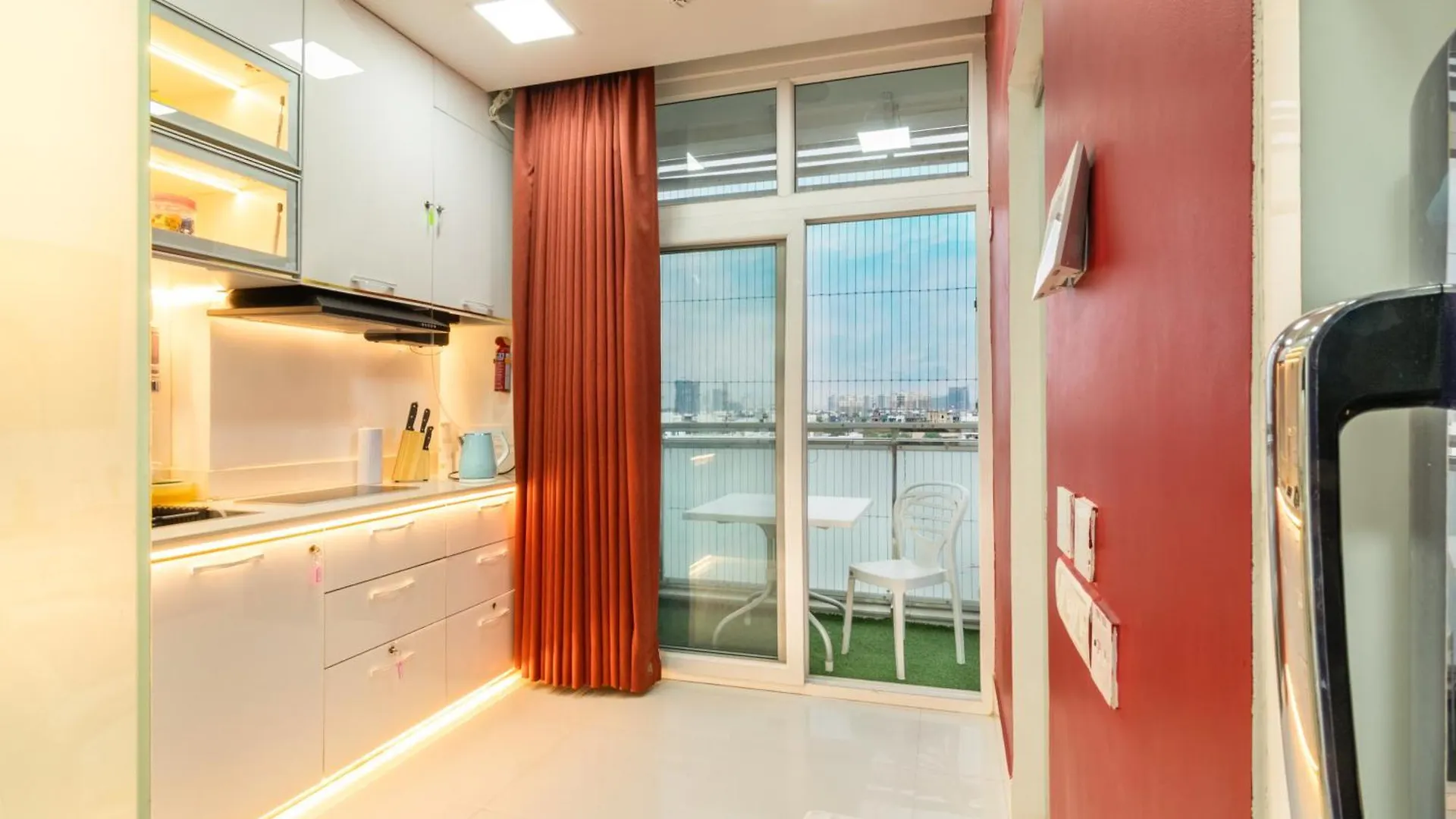 Lemodcasa Pearl House, Smart Luxurious Comfort Gurgaon