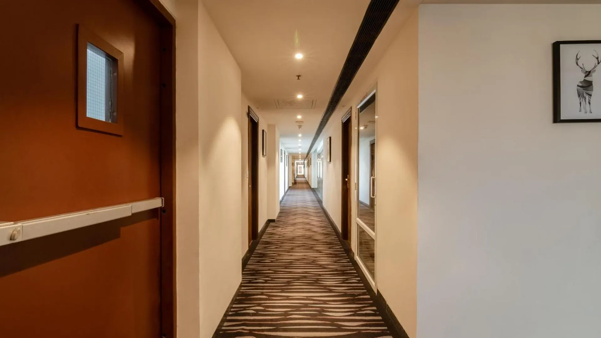 Lemodcasa Pearl House, Smart Luxurious Comfort Γκουργκάον Διαμέρισμα