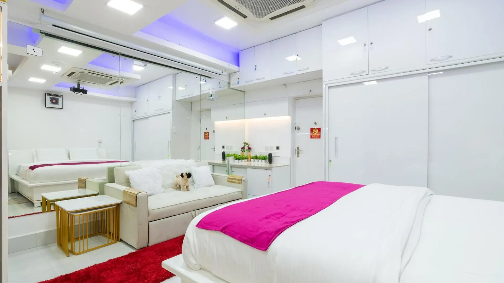 Lemodcasa Pearl House, Smart Luxurious Comfort Γκουργκάον Ινδία